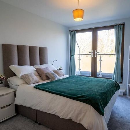 Surrey Hills Escape: Riverside Walks & Quick Links Godalming Exterior foto