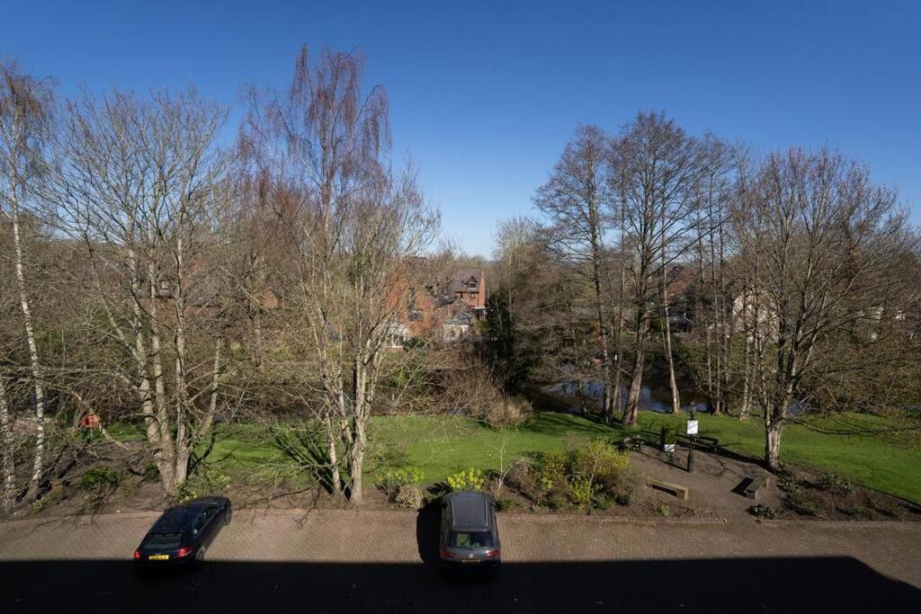 Surrey Hills Escape: Riverside Walks & Quick Links Godalming Exterior foto